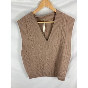 The Group Babaton Aritzia brown merino wool argyle knit sweater vest Size Small
